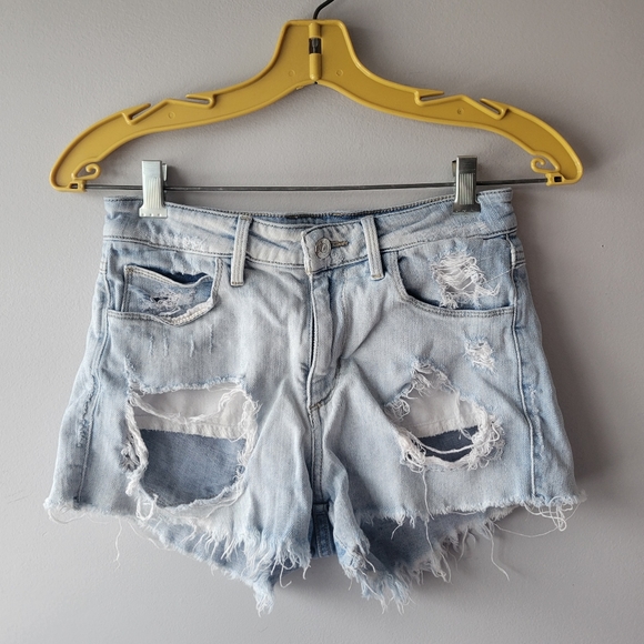 Guess Distressed Mid-rise Jean Shorts - sz 25 - Picture 1 of 9